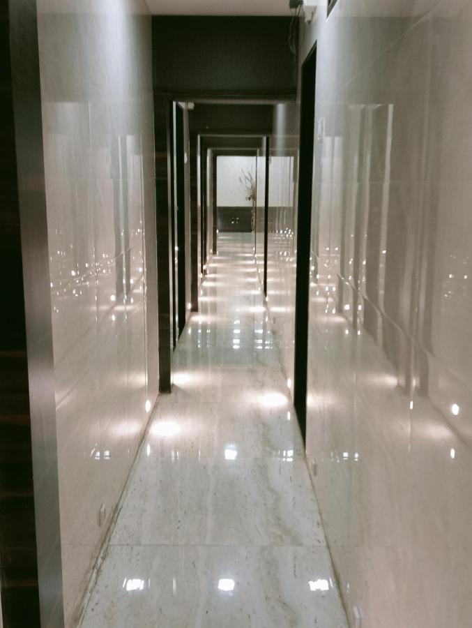 Hotel Qamar Mumbai Exterior photo