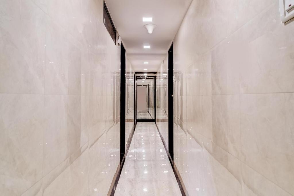 Hotel Qamar Mumbai Exterior photo